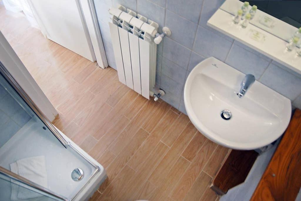 Vatican Luxury Apartment With Terrace - 7 People Roma Exterior foto